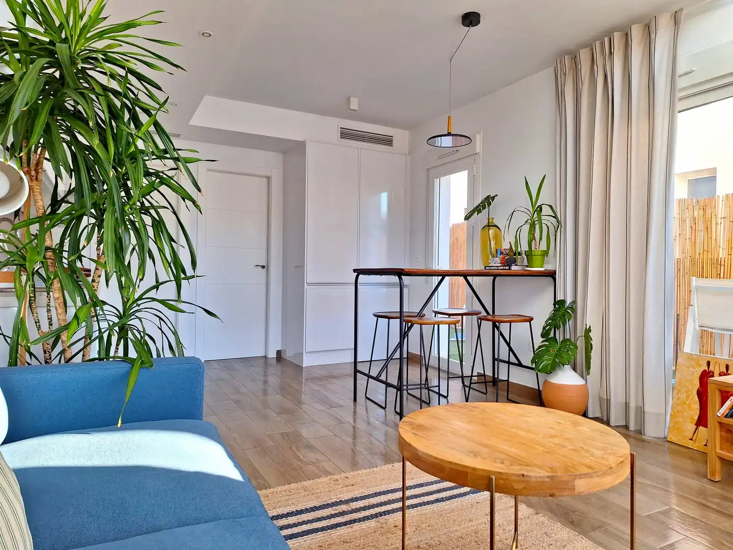 Houses for rent in Carrer Ventura Selva Gonzalez, 9, Gran Alacant Living room of Houses for rent in Santa Pola with Air Conditioner, Terrace and Swimming Pool