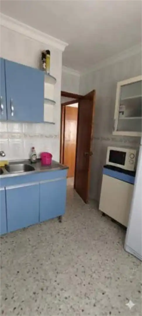 Piso en venta en San Nicolás del Puerto Cocina de Piso en venta en San Nicolás del Puerto con Jardín privado, Trastero y Piscina