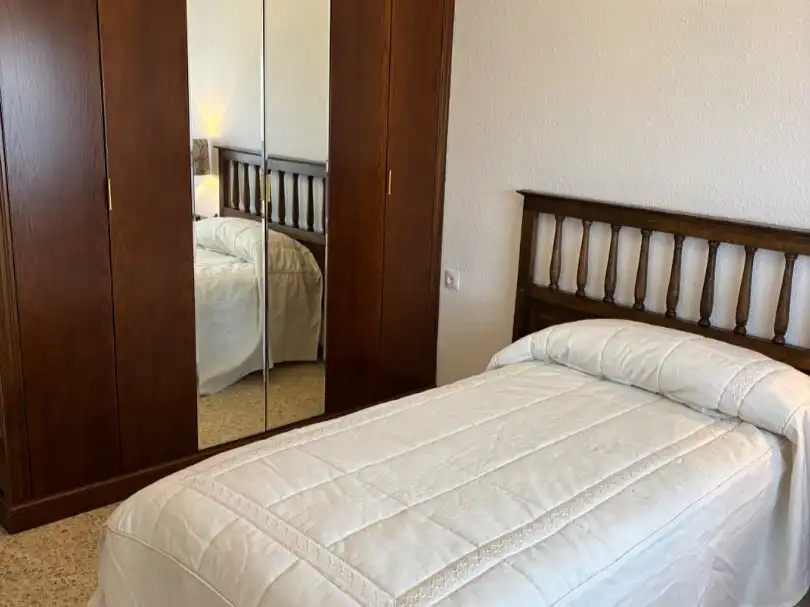 Flat for rent in Calle Vicente Campo Palacio, 2, San José Bedroom of Flat for rent in Huesca with Terrace, Furnished and Video intercom