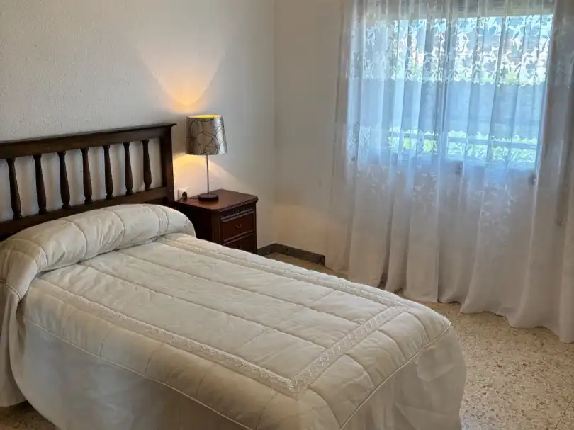 Flat for rent in Calle Vicente Campo Palacio, 2, San José Bedroom of Flat for rent in Huesca with Terrace, Furnished and Video intercom