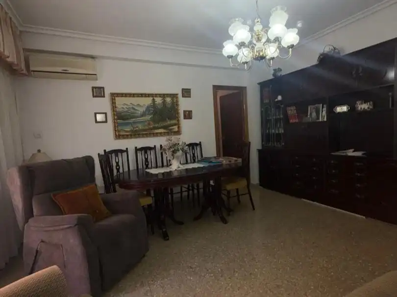 Flat for sale in Carrer del Salvador, 60, Camí Reial Dining room of Flat for sale in Torrent with Air Conditioner, Terrace and Balcony