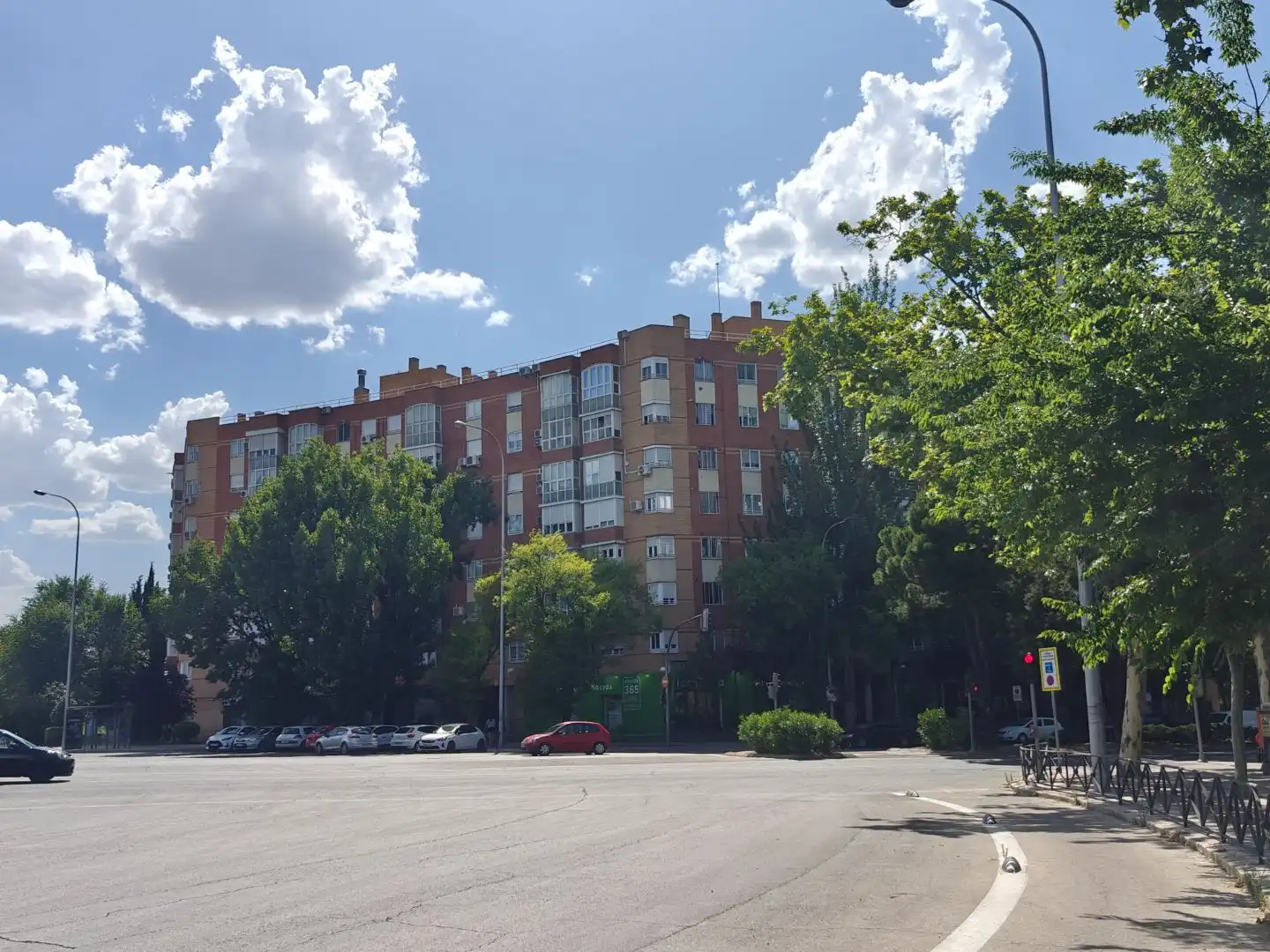Piso en venta en Calle de los Hermanos García Noblejas, 158, Pueblo Nuevo Vista exterior de Piso en venta en Madrid con Aire acondicionado, Calefacción y Parquet