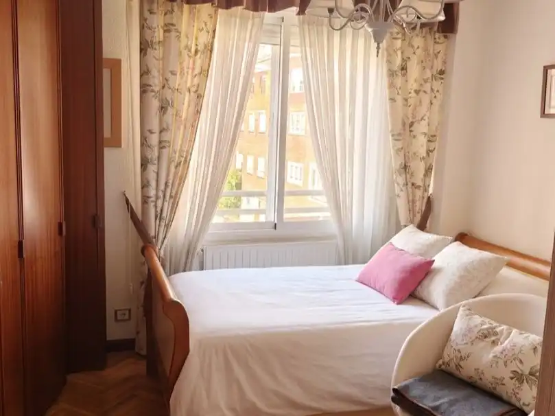 Piso en venta en Calle de los Hermanos García Noblejas, 158, Pueblo Nuevo Habitación de Piso en venta en Madrid con Aire acondicionado, Calefacción y Parquet