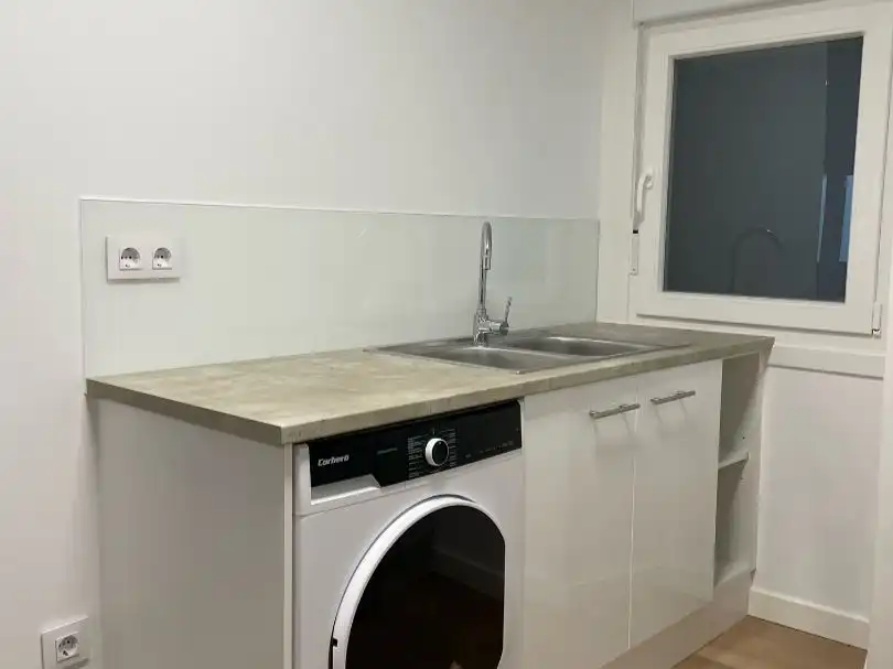 Flat for rent in Rúa da Poza Real de Arriba, 16, Campus Sur - Santa Marta Kitchen of Flat for rent in Santiago de Compostela with Heating, Parquet flooring and Furnished
