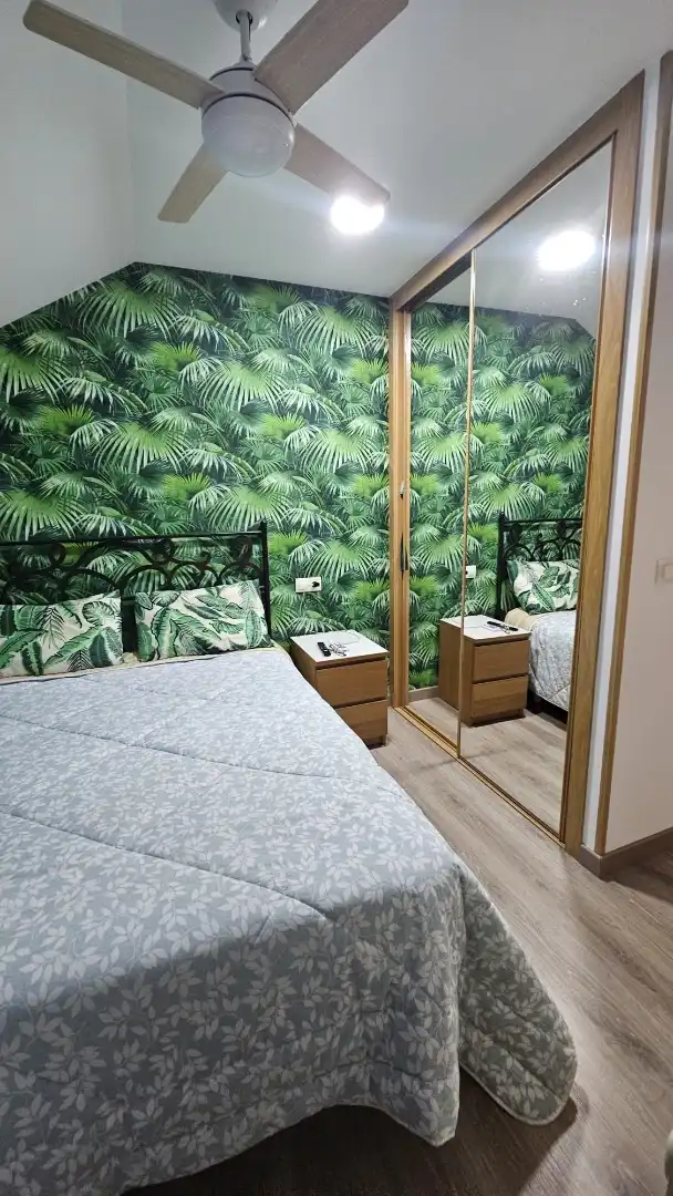 Habitación de Piso de alquiler en Rianxo con Parquet, Terraza y Amueblado