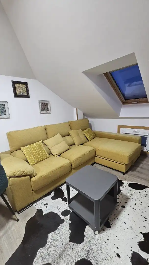 Sala de estar de Piso de alquiler en Rianxo con Parquet, Terraza y Amueblado