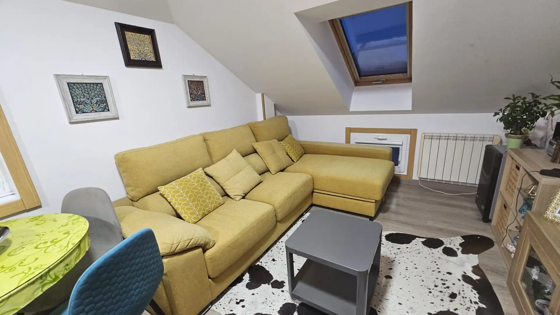 Sala de estar de Piso de alquiler en Rianxo con Parquet, Terraza y Amueblado