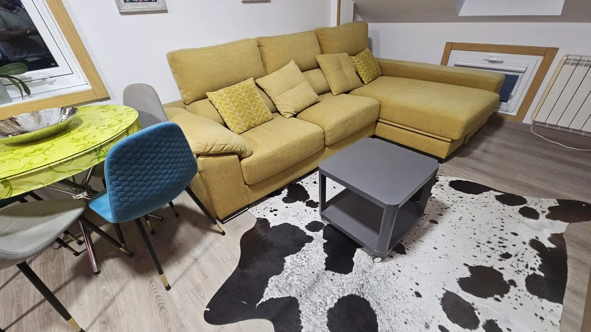Sala de estar de Piso de alquiler en Rianxo con Parquet, Terraza y Amueblado