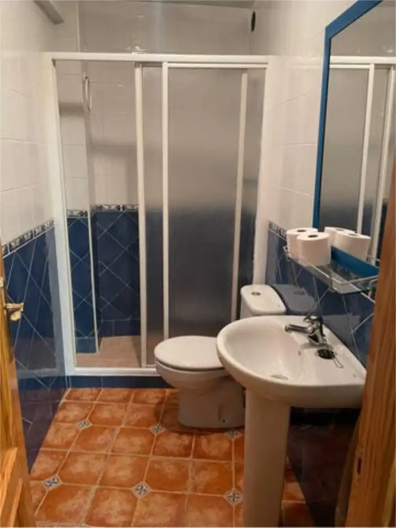 Bathroom of Apartments for rent in Chilluévar  with Heating