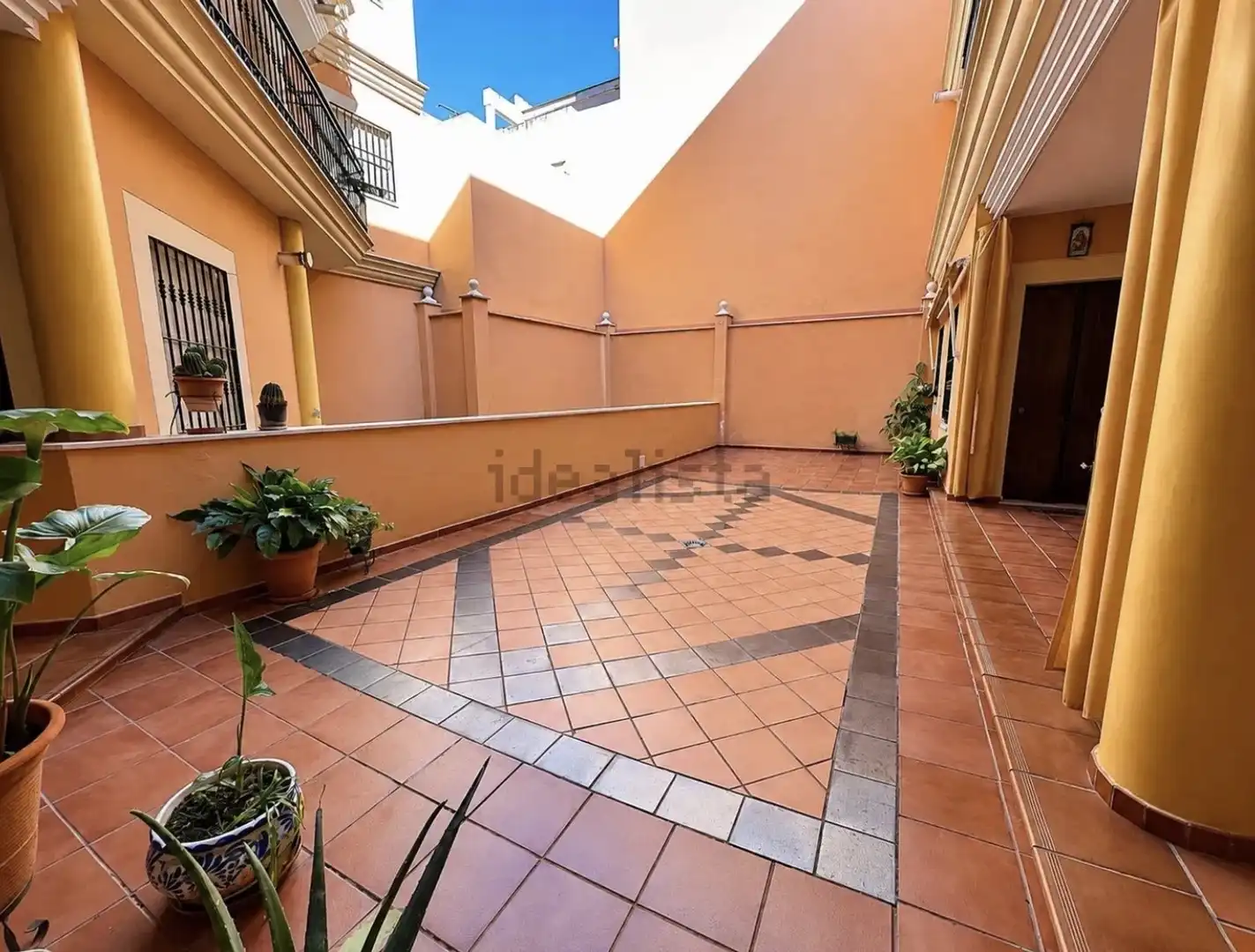 Flat for sale in Calle Isaac Peral, 4, Arenal - La Pólvora Terrace of Flat for sale in Dos Hermanas with Air Conditioner and Furnished