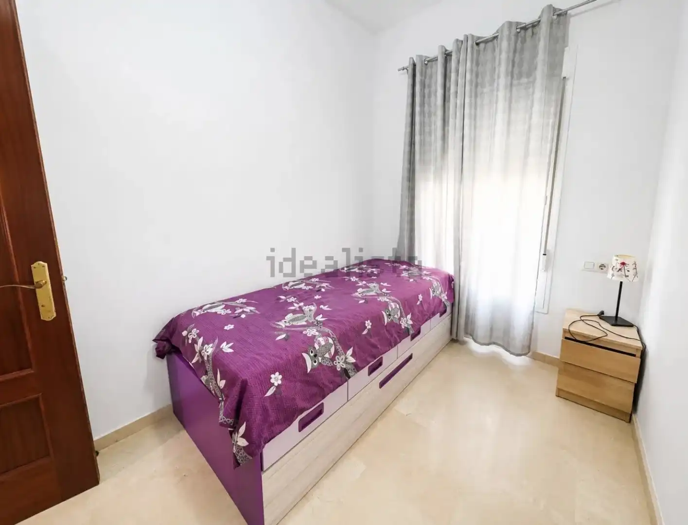 Flat for sale in Calle Isaac Peral, 4, Arenal - La Pólvora Bedroom of Flat for sale in Dos Hermanas with Air Conditioner and Furnished