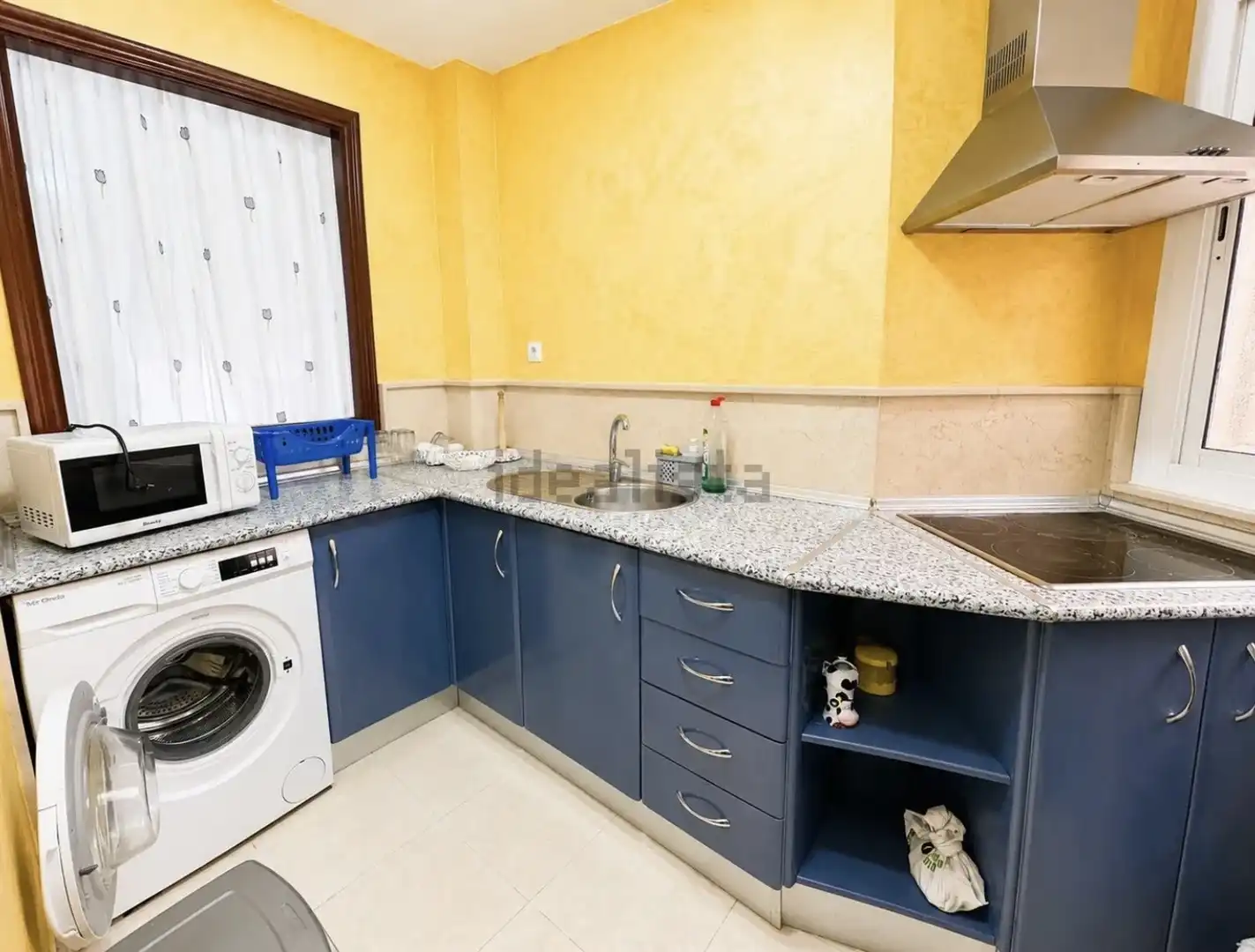 Flat for sale in Calle Isaac Peral, 4, Arenal - La Pólvora Kitchen of Flat for sale in Dos Hermanas with Air Conditioner and Furnished
