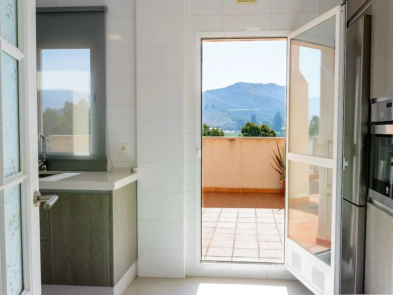 Flat for rent in Calle Juan Rulfo, 2, Torrenueva Costa Balcony of Flat for rent in Torrenueva Costa with Terrace, Swimming Pool and Furnished