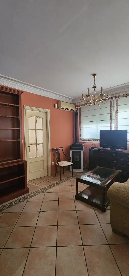 Sala de estar de Apartamento de alquiler en Sevilla con Aire acondicionado, Calefacción y Amueblado
