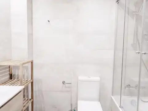 Piso de alquiler en Carrer Montsolis, 6, Sant Hilari Sacalm Baño de Piso de alquiler en Sant Hilari Sacalm con Balcón