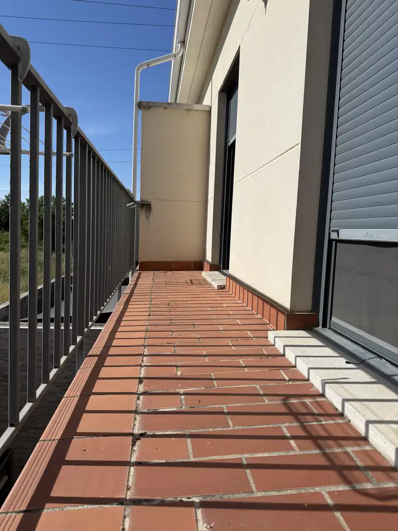 Casa o chalet en venta en Calle de Don Juan Bravo, 13, Cigales Terraza de Casa o chalet en venta en Cigales con Terraza, Piscina y Balcón