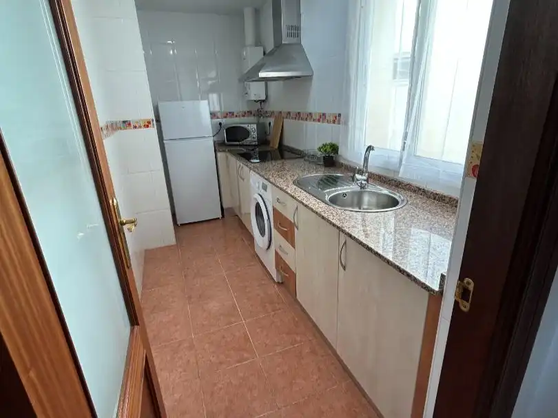 Flat for rent in Calle Puerto, 37, Ayuntamiento - Barrio Alto Kitchen of Flat for rent in Sanlúcar de Barrameda with Air Conditioner and Balcony