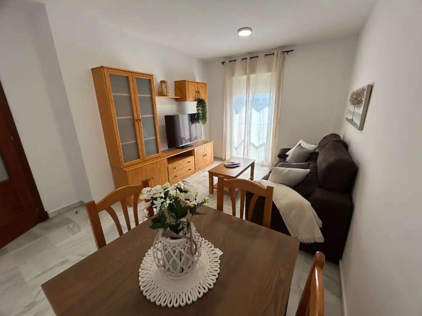 Flat for rent in Calle Puerto, 37, Ayuntamiento - Barrio Alto Living room of Flat for rent in Sanlúcar de Barrameda with Air Conditioner and Balcony