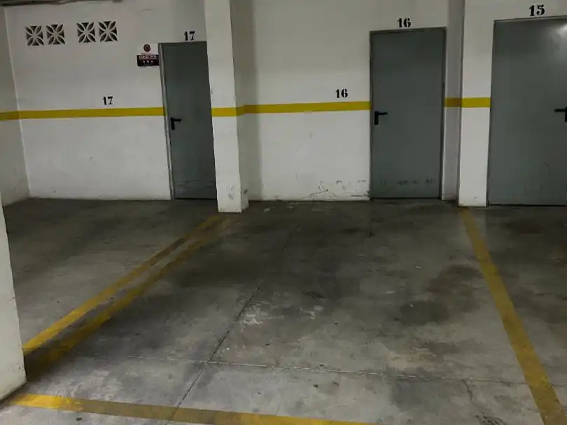 Flat for rent in Calle Puerto, 37, Ayuntamiento - Barrio Alto Parking of Flat for rent in Sanlúcar de Barrameda with Air Conditioner and Balcony