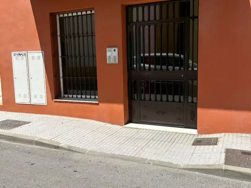 Flat for rent in Calle Puerto, 37, Ayuntamiento - Barrio Alto Exterior view of Flat for rent in Sanlúcar de Barrameda with Air Conditioner and Balcony