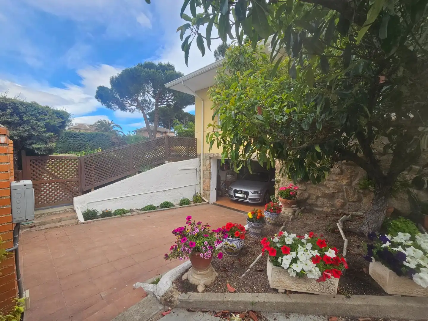 Jardí de Casa o xalet en venda en Móstoles amb Aire condicionat, Terrassa i Piscina