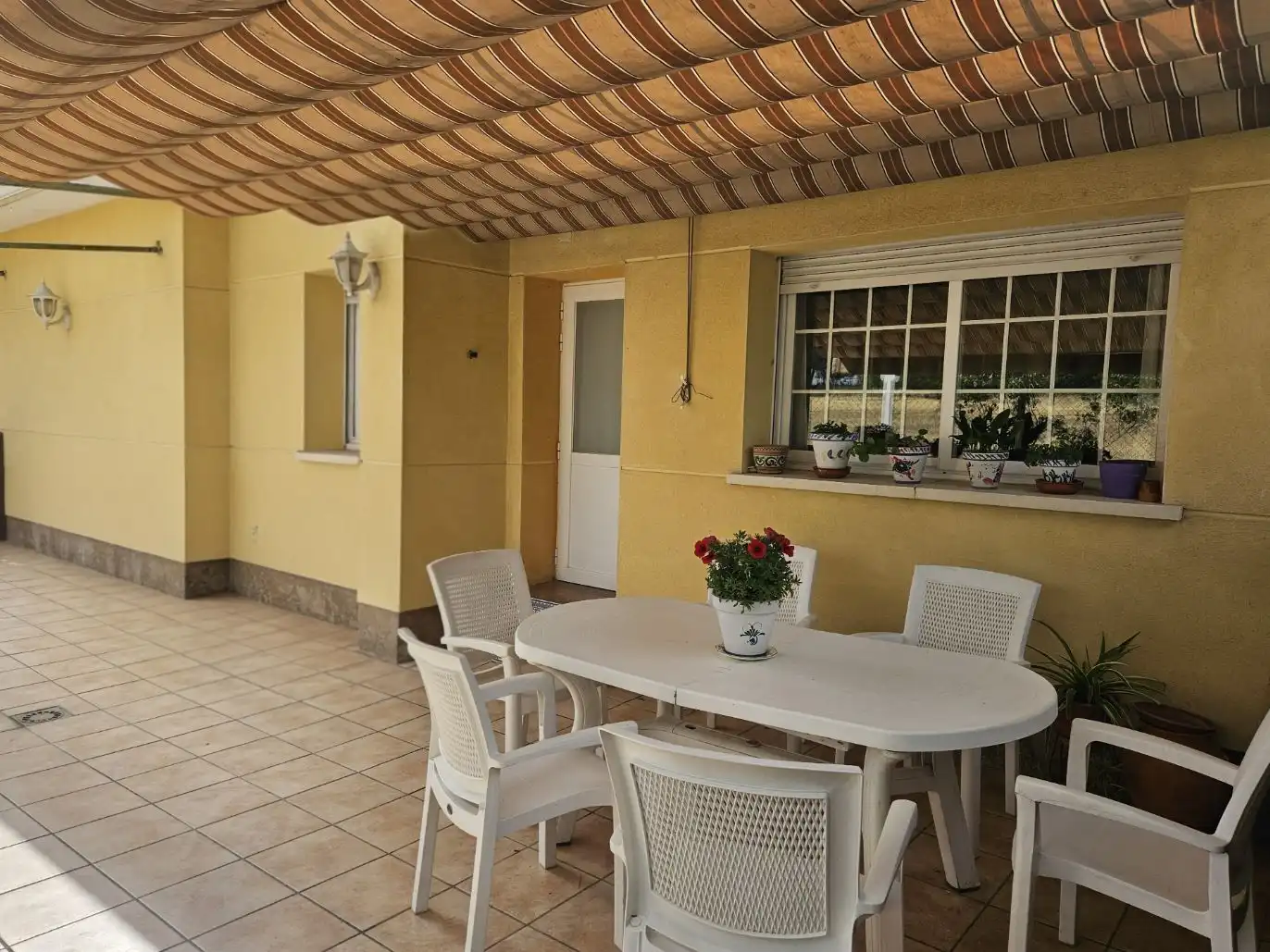 Terrassa de Casa o xalet en venda en Móstoles amb Aire condicionat, Terrassa i Piscina