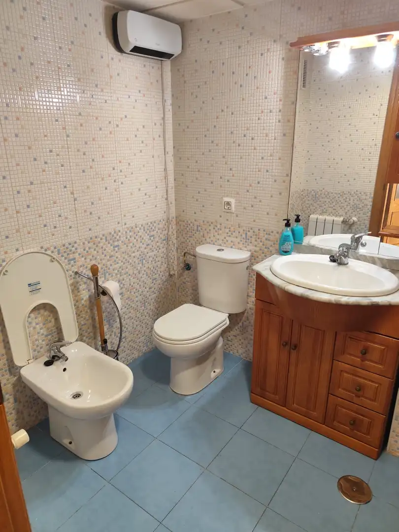 Piso de alquiler en Calle Platón, 17, Norte Baño de Piso de alquiler en Mérida con Aire acondicionado, Terraza y Trastero