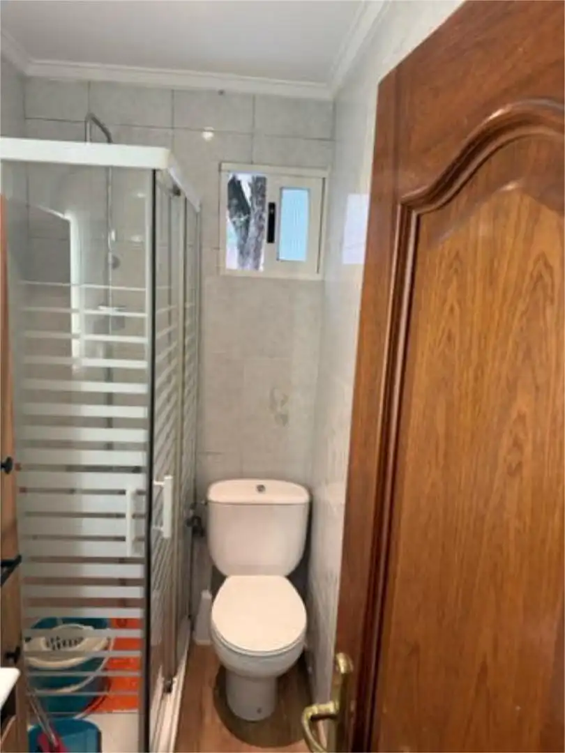 Flat for sale in Ariznabarra Bathroom of Flat for sale in Vitoria - Gasteiz with Storage room