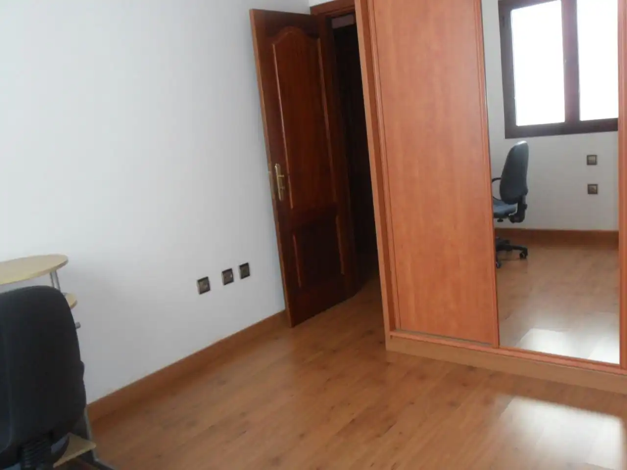 Flat for rent in Calle Poema la Maleta, 27, Vecindario - El Doctoral - Cruce de Sardina Bedroom of Flat for rent in Santa Lucía de Tirajana with Parquet flooring, Furnished and Community parking