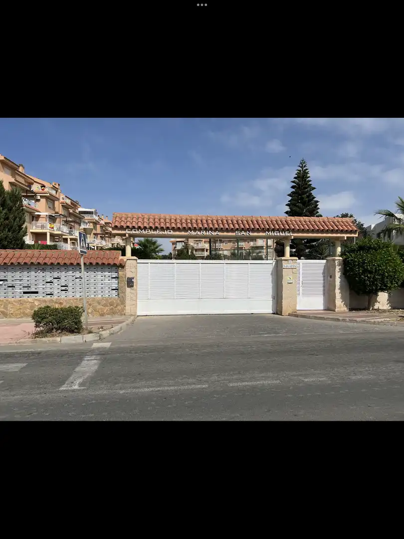 Flat for rent in Calle Salazón, 2, Almerimar Exterior view of Flat for rent in El Ejido with Air Conditioner, Heating and Parquet flooring