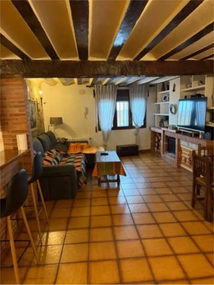 Sala de estar de Casa o chalet en venta en Cardenete con Calefacción, Terraza y Amueblado