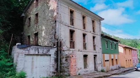 Casa adosada en venda a Sotrondio - Figaredo, 21, Zona Rural, Mieres (Asturias) - imatge 2 Foto 2 de Casa adosada en venda a Sotrondio - Figaredo, 21, Zona Rural, Mieres (Asturias)