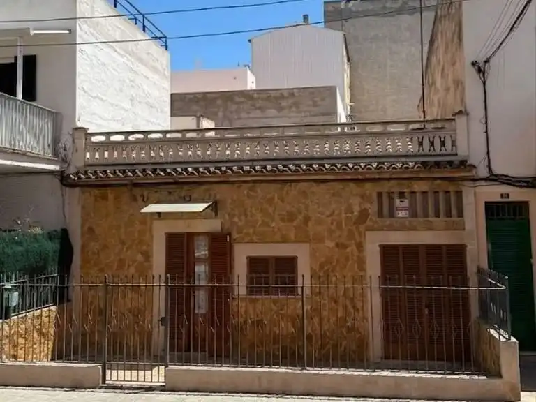 Erdgeschoss zum Verkauf in Carrer de Diego Zaforteza, 19, S'Arenal Außenansicht von Erdgeschoss zum Verkauf in Palma de Mallorca mit Klimaanlage und Terrasse