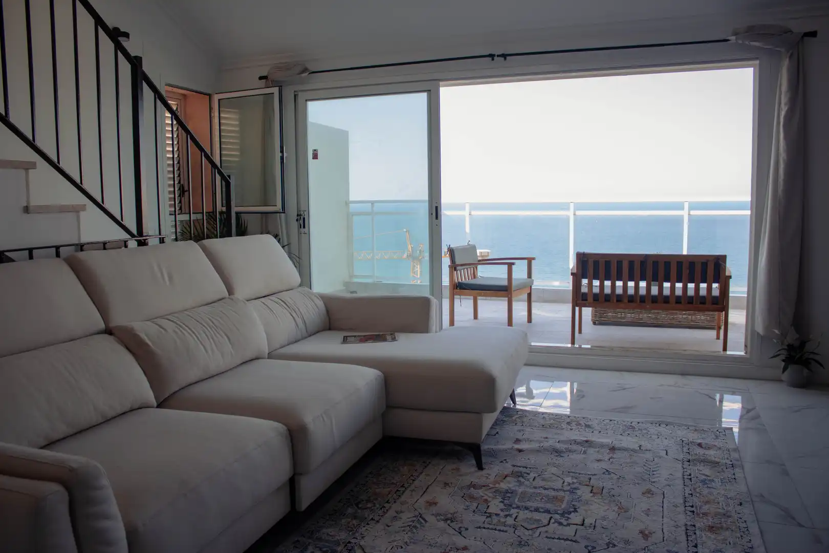 Detached homes for rent in Carrer Azahar, 14, Cullera Living room of Detached homes for rent in Cullera with Air Conditioner, Terrace and Swimming Pool