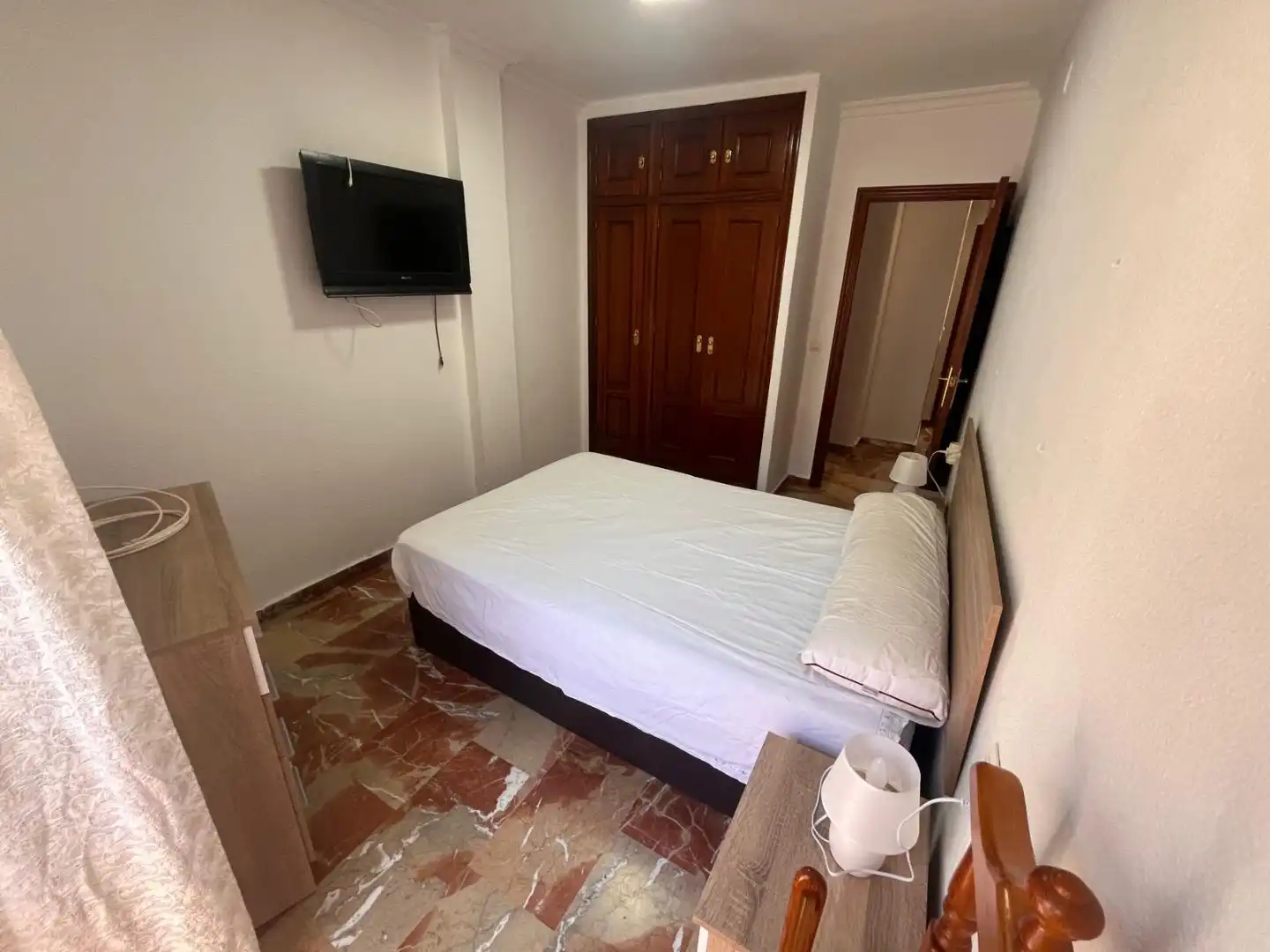 Bedroom of Flat for rent in Huelva  with Air Conditioner, Heating and Furnished