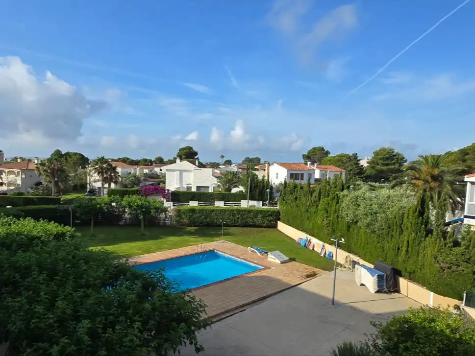 Pis en venda a Carrer Dels Pins, 15, L'Ampolla Piscina de Pis en venda en L'Ampolla amb Aire condicionat i Piscina