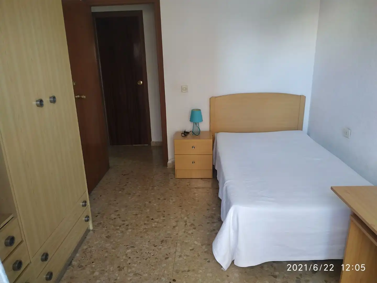 Pis de lloguer a Calle Hellín, 49, Hospital Dormitori de Pis de lloguer en Albacete amb Calefacció, Moblat i Balcó