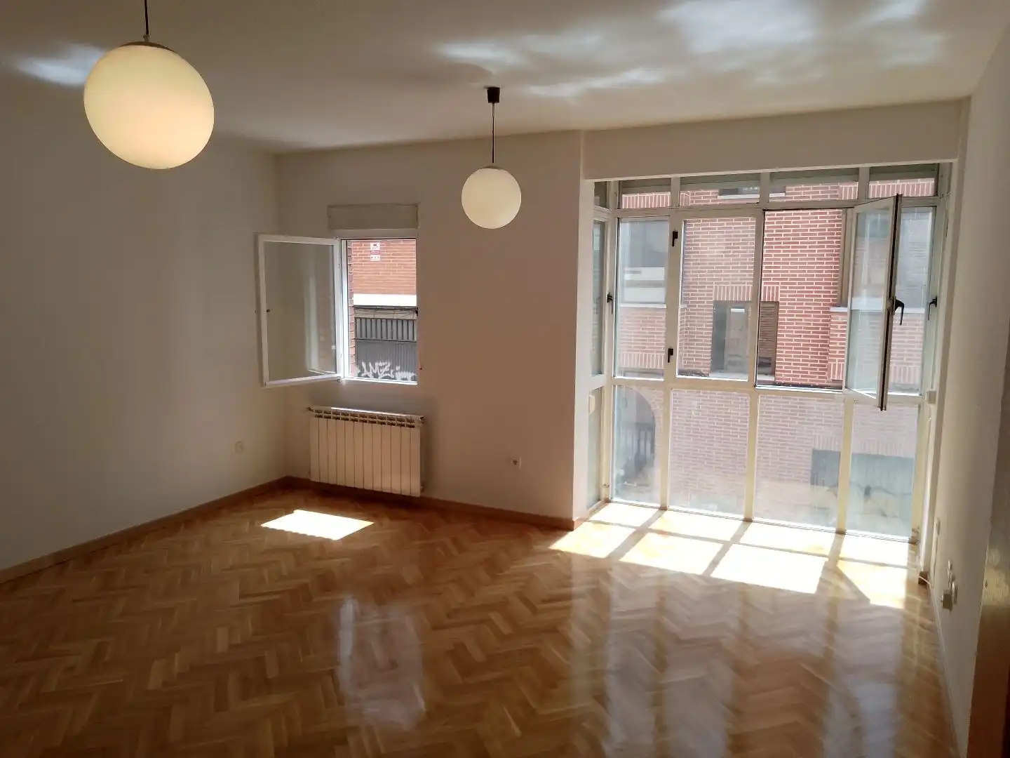 Flat for sale in Calle de María Luisa, 17, Berruguete Living room of Flat for sale in Madrid Capital with Air Conditioner