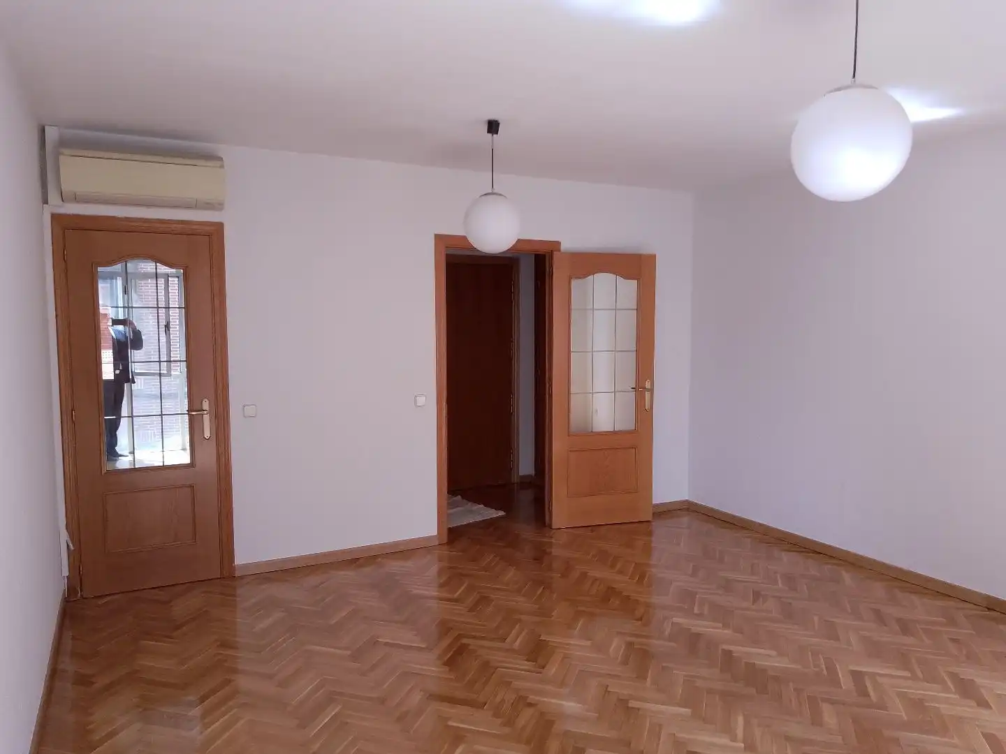 Flat for sale in Calle de María Luisa, 17, Berruguete Living room of Flat for sale in Madrid Capital with Air Conditioner