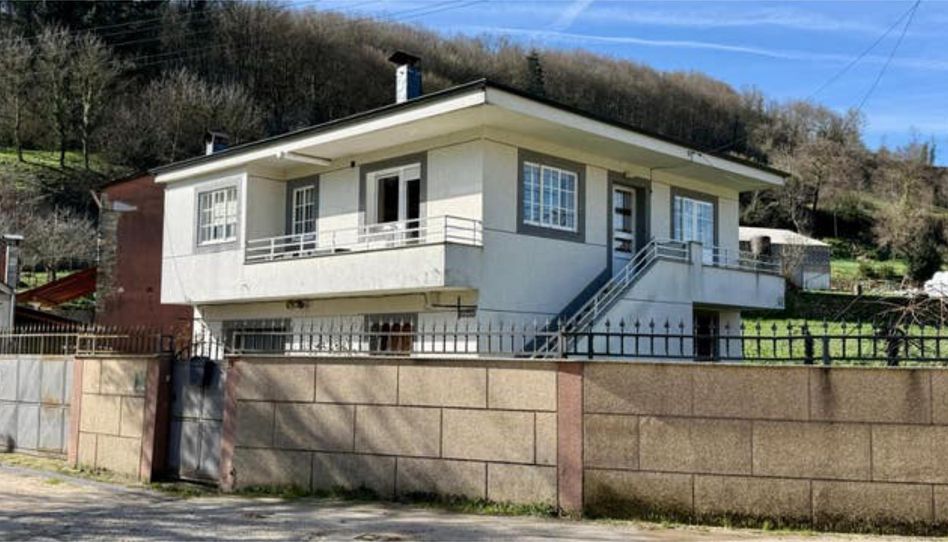 Einfamilien-Reihenhaus zum Verkauf in Becerreá, Lugo - Bild 1 Foto 1 von Einfamilien-Reihenhaus zum Verkauf in Becerreá, Lugo