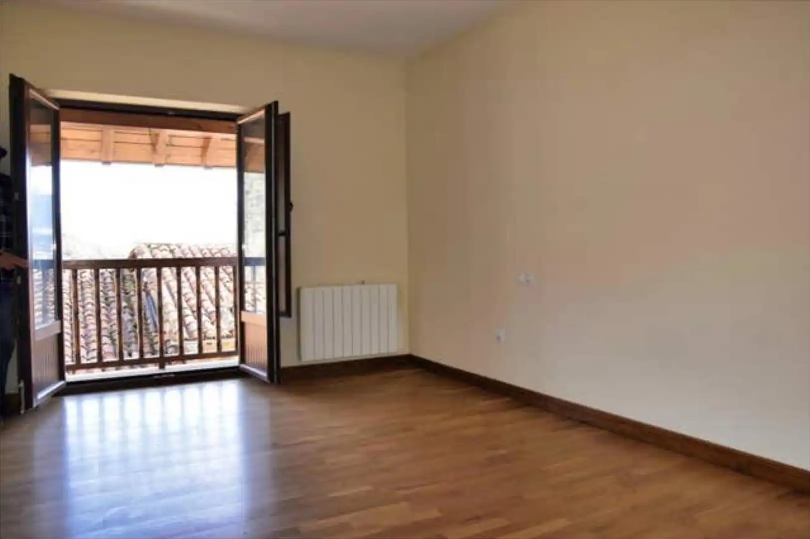 Casa adosada en venda a Camaleño Dormitori de Casa adosada en venda en Camaleño amb Jardí privat i Terrassa