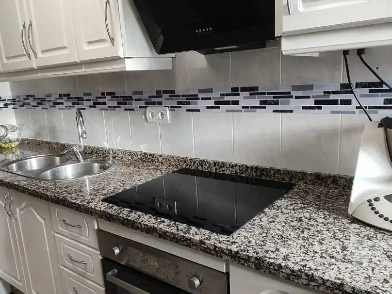 Flat for sale in Avenida de Rabanales, 14, Viñuela - Rescatado Kitchen of Flat for sale in Córdoba Capital with Air Conditioner and Balcony
