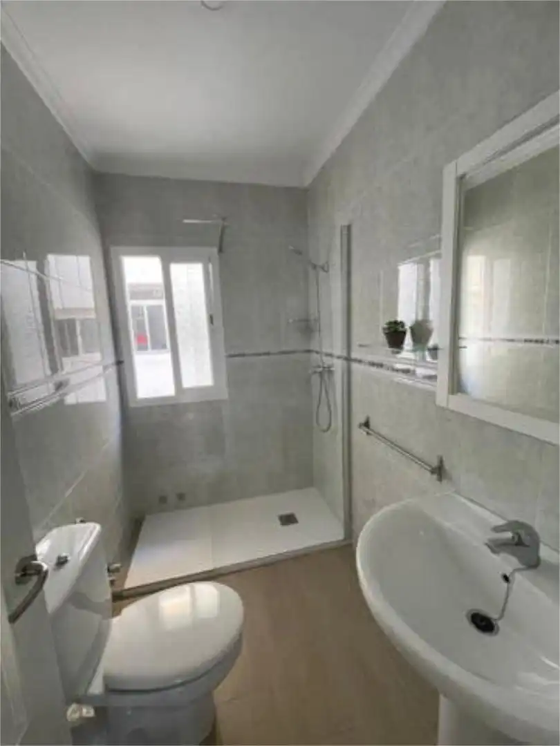 Apartament de lloguer a Playa de la Regla Bany de Apartament de lloguer en Chipiona