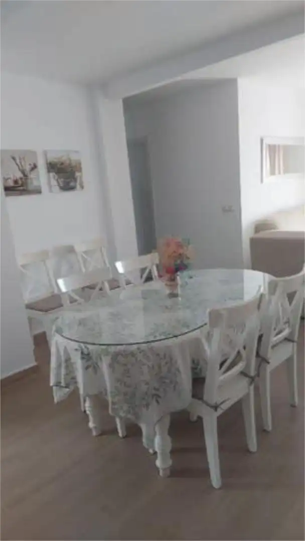 Apartament de lloguer a Playa de la Regla Menjador de Apartament de lloguer en Chipiona
