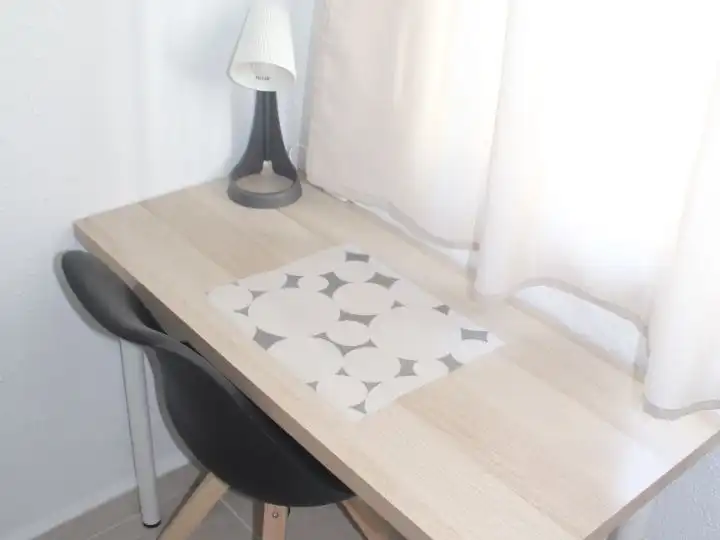 Room in Ciudad de Burjasot, 4, Parque Alcosa