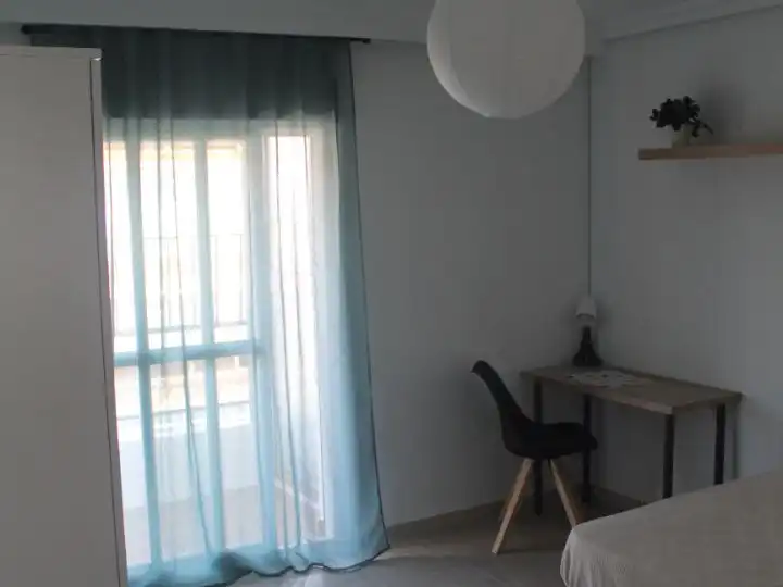 Room in Ciudad de Burjasot, 4, Parque Alcosa
