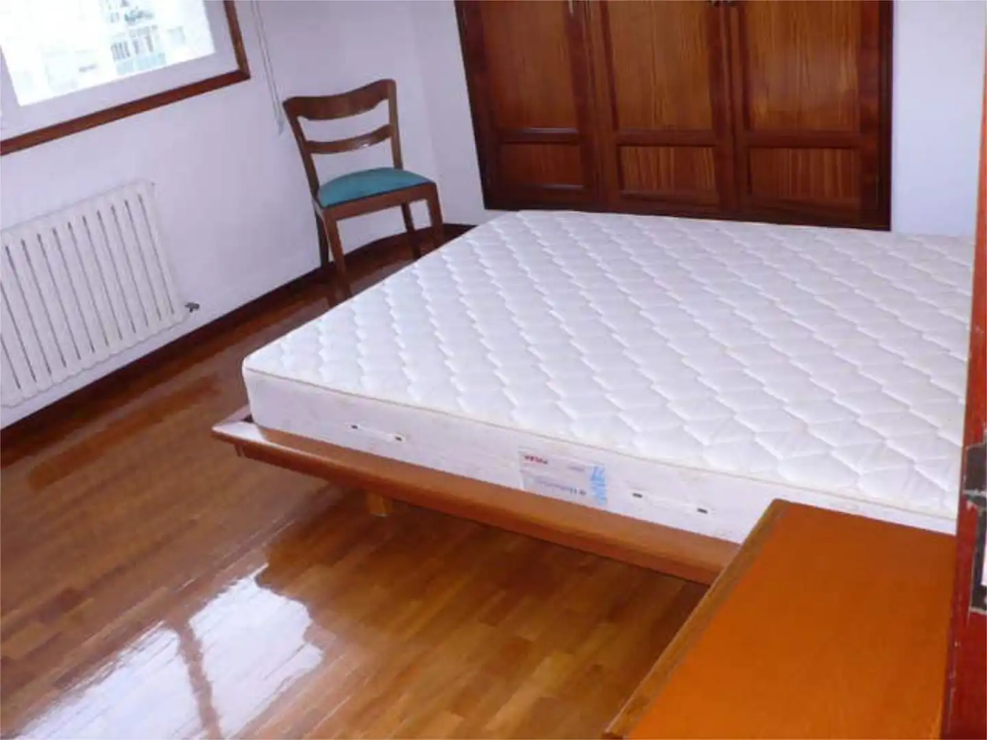 Bedroom of Apartments for rent in Ourense Capital 