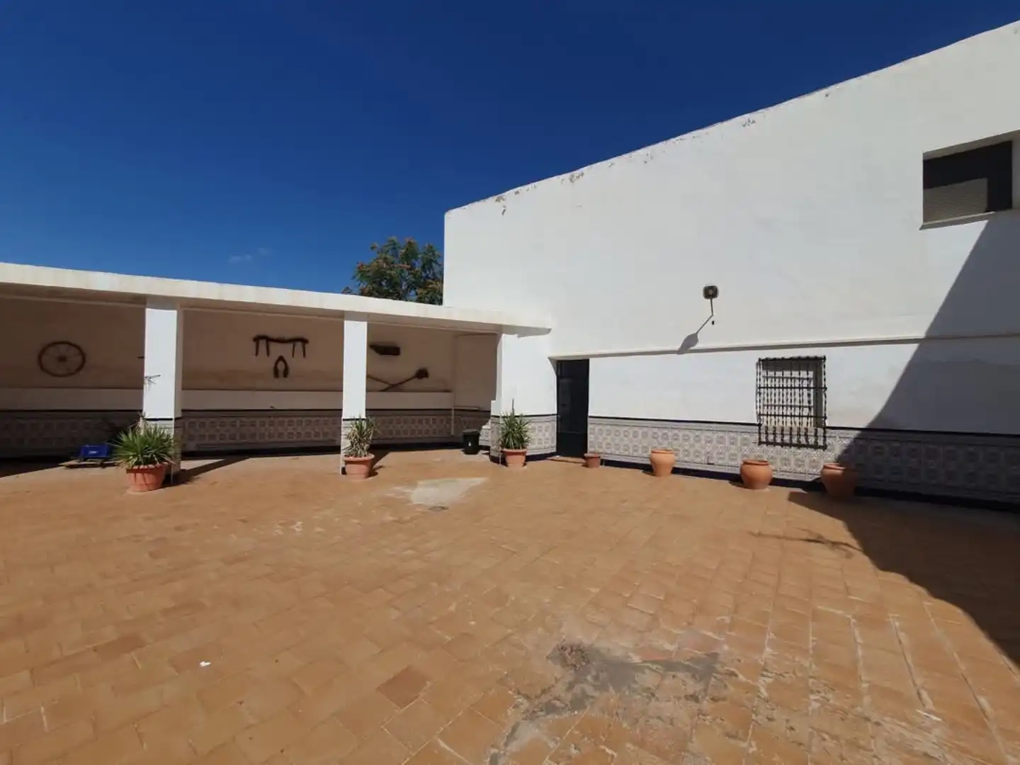 Jardí de Casa adosada en venda en Tobarra amb Aire condicionat, Moblat i Rentadora