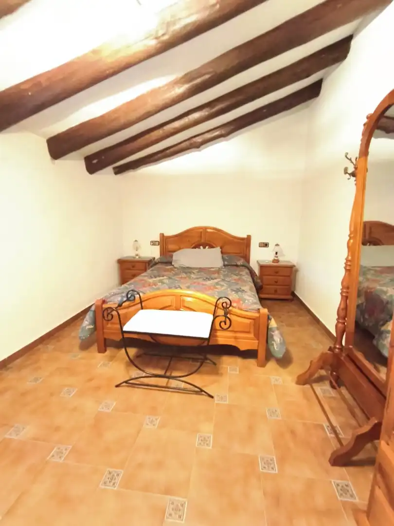 Dormitori de Casa adosada en venda en Tobarra amb Aire condicionat, Moblat i Rentadora