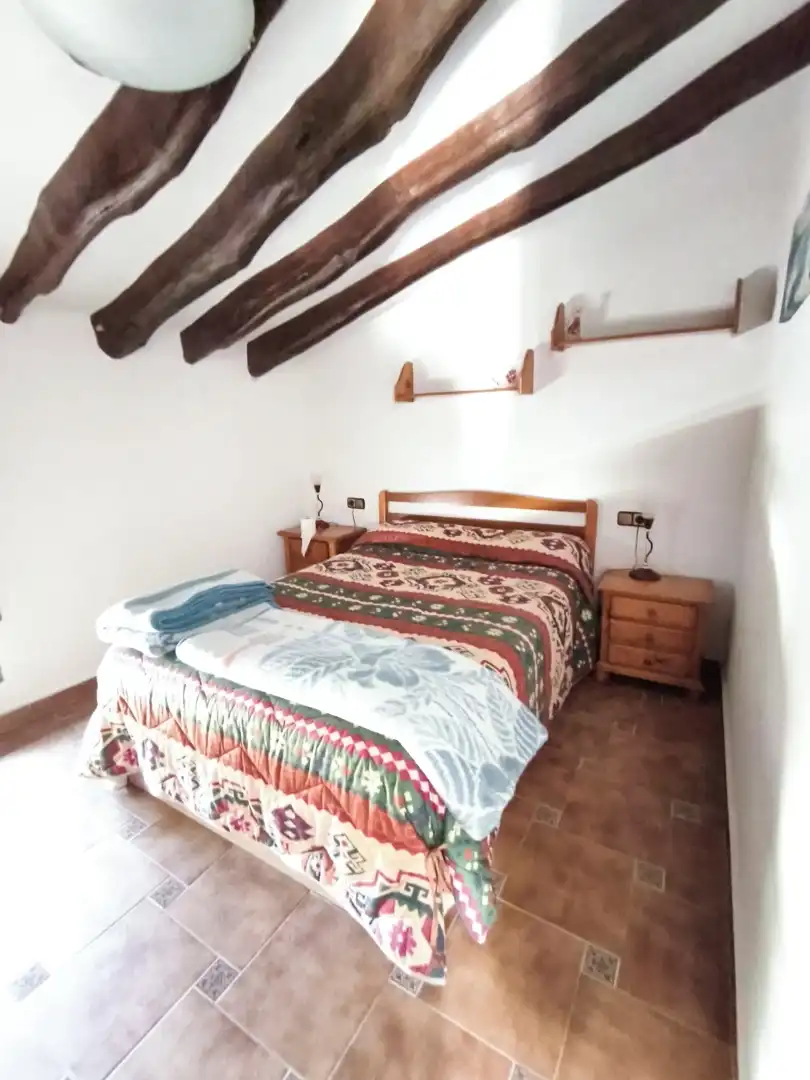 Dormitori de Casa adosada en venda en Tobarra amb Aire condicionat, Moblat i Rentadora